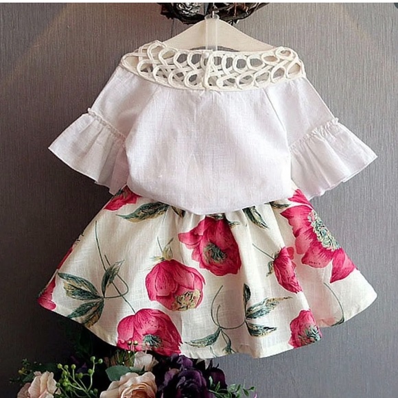 GIRLS FLORAL MATCHING SET - Picture 2 of 15